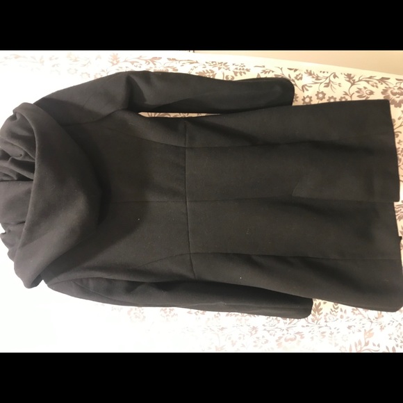 Wool coat - Picture 3 of 7